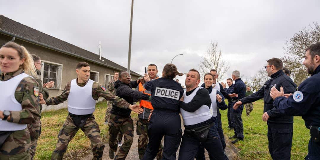 La sécurisation des Jeux olympiques de Paris commencera le 8 mai, à Marseille, par la celle de la flamme olympique