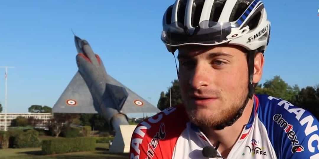 Le gendarme Simon Cavagna en lice lors des championnats du monde militaires de cyclisme