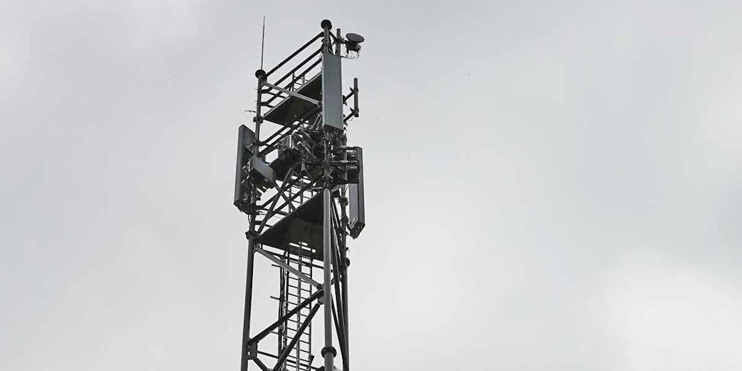 <i class='fa fa-lock' aria-hidden='true'></i> Antennes relais et radars détruits : coup de filet des gendarmes de Haute-Garonne dans la mouvance anti-système