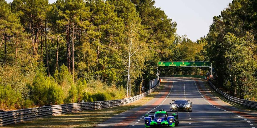 A l’approche des 24 Heures du Mans, des gendarmes patrouillent en quad aux abords du circuit