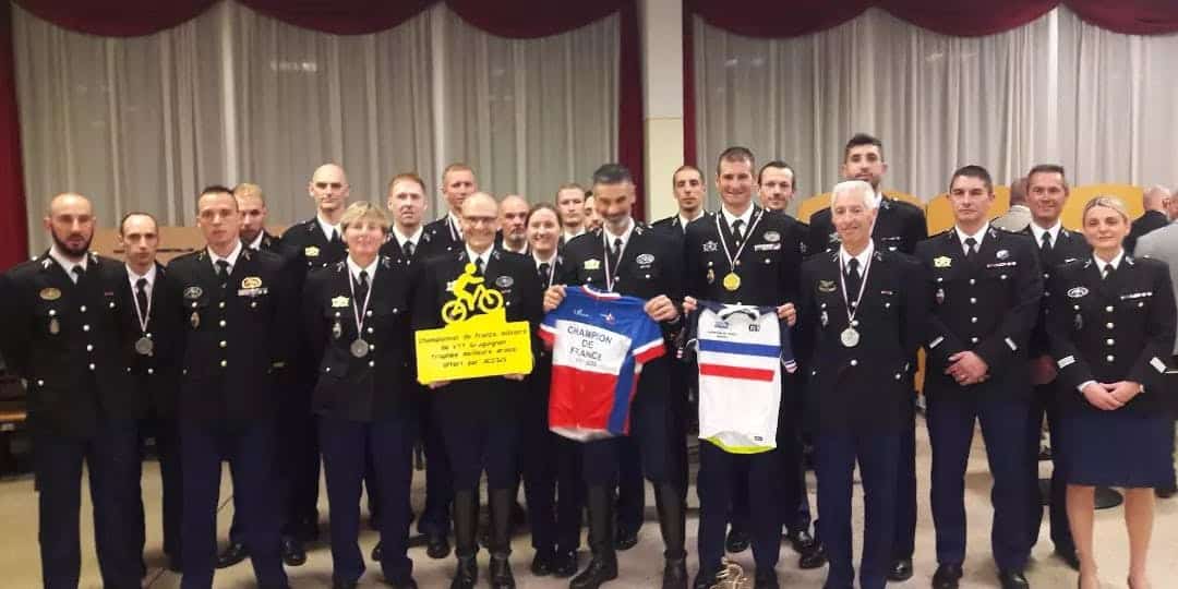 Les gendarmes au sommet lors des Championnats de France militaire de VTT