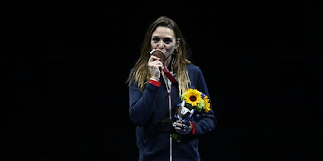 Jeux Olympiques : Manon Brunet offre une première médaille à la Gendarmerie