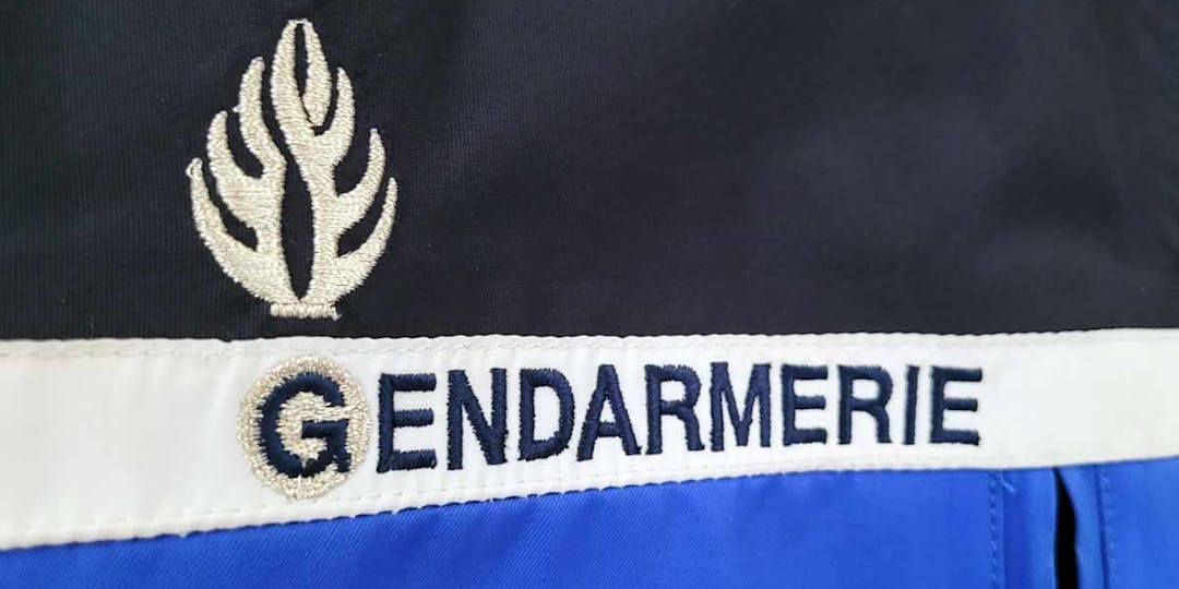 <i class='fa fa-lock' aria-hidden='true'></i> Trois textes au Journal officiel pour les gendarmes