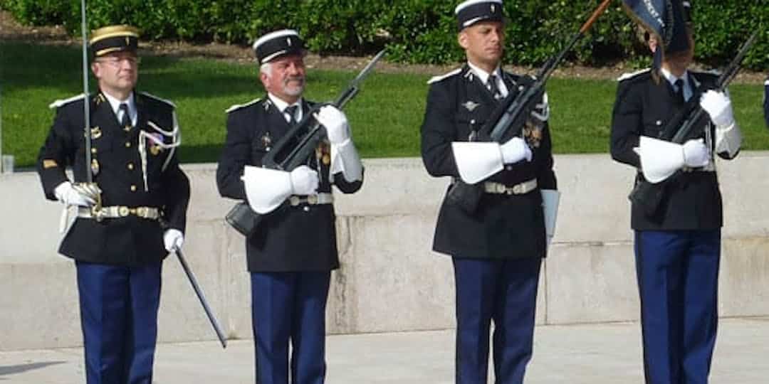 Quelque 900 gendarmes réservistes décorés de la médaille des réservistes volontaires de défense et de sécurité intérieure