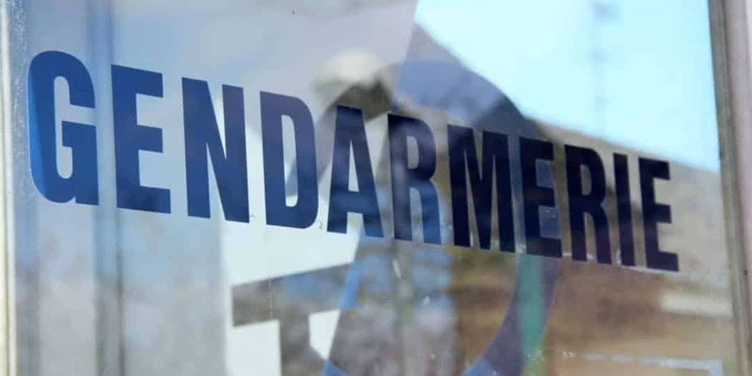 Des élus demandent le départ du patron des gendarmes de Nouvelle-Calédonie condamné pour violences conjugales