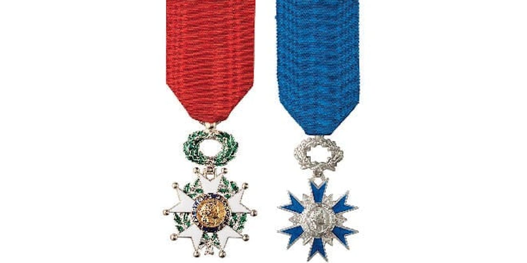 Cinq gendarmes distingués par la Légion d’honneur ou le Mérite après leurs médailles aux JO