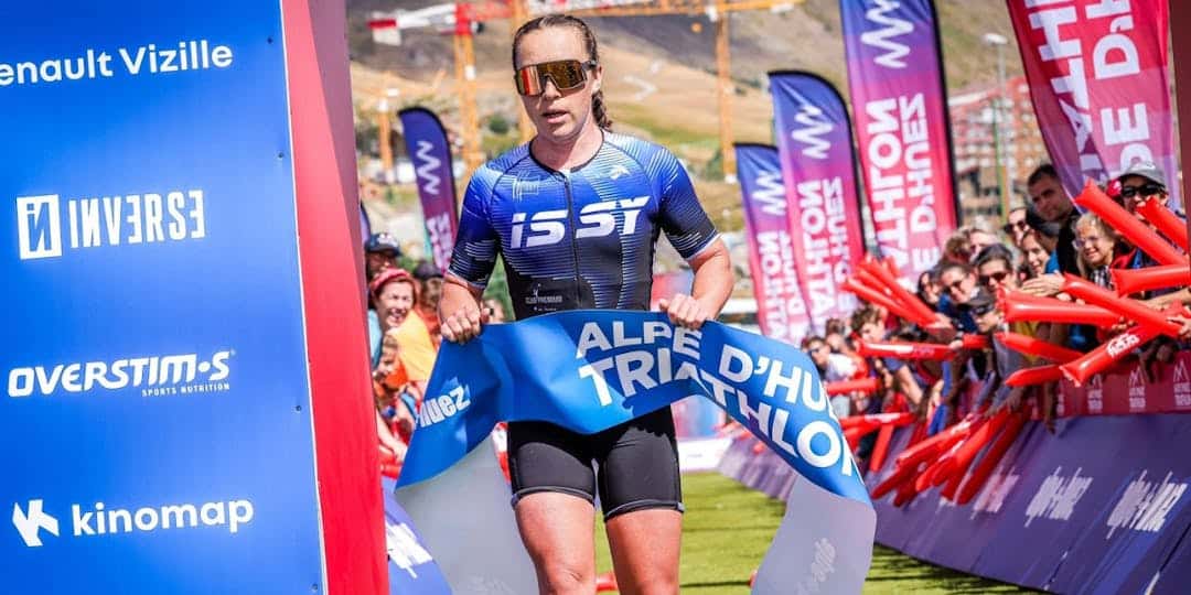 Triathlon : la gendarme Audrey Merle triomphe à l’Alpe d’Huez