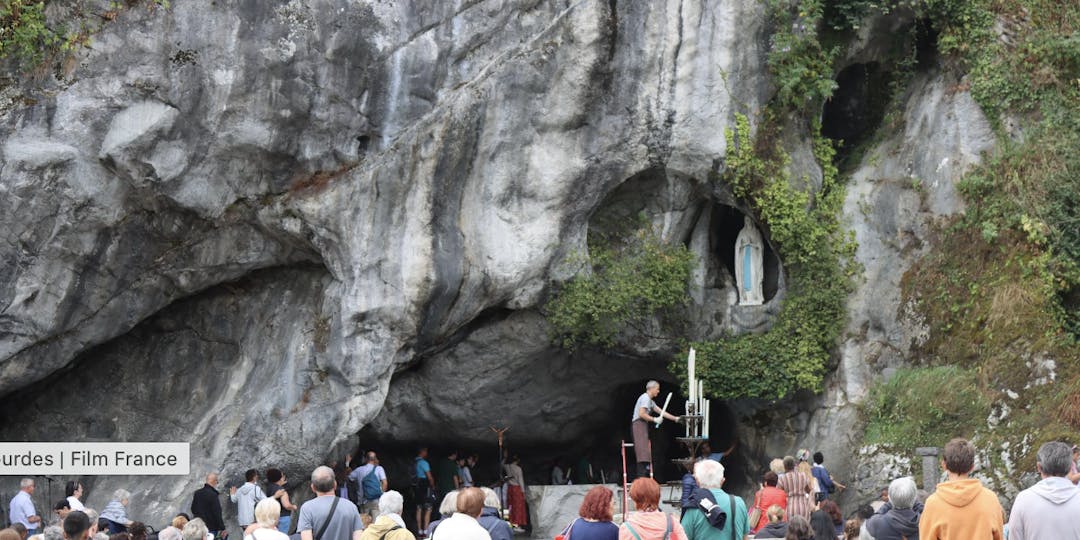 <i class='fa fa-lock' aria-hidden='true'></i> A Lourdes, jeudi 11 mai au soir, un ex-réserviste brandit une dague… Les gendarmes en charge de la sécurité de la basilique l’arrêtent…