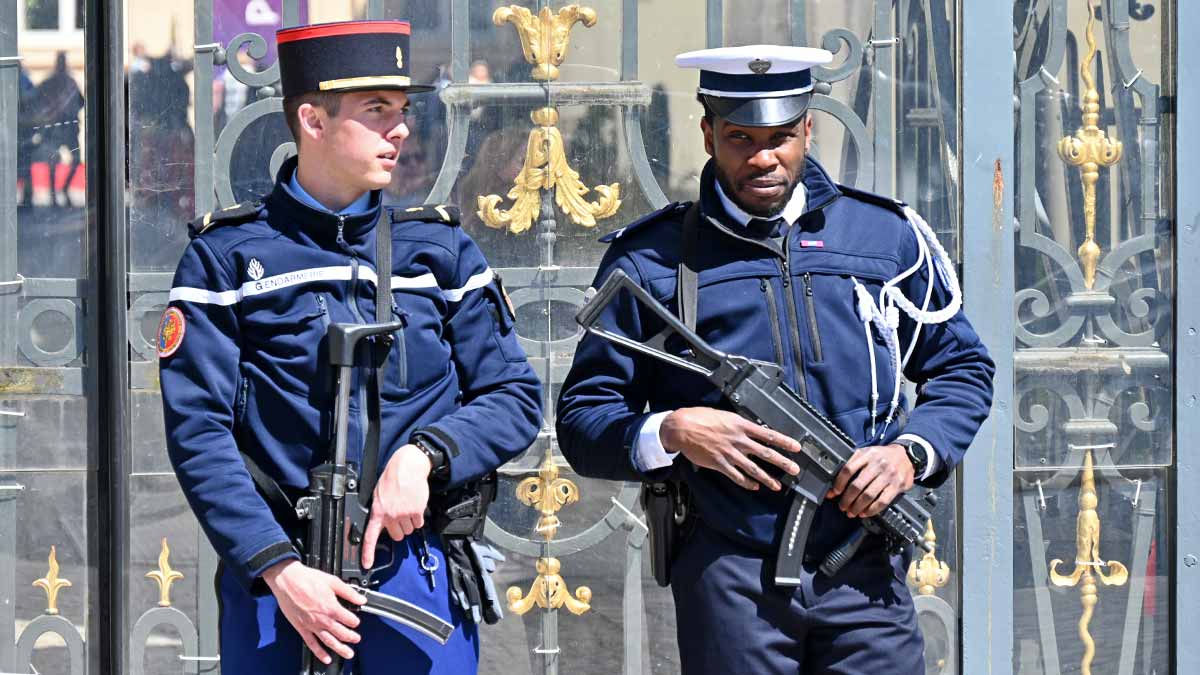 <i class='fa fa-lock' aria-hidden='true'></i> 27 gendarmes deviennent policiers grâce à la passerelle entre les deux institutions