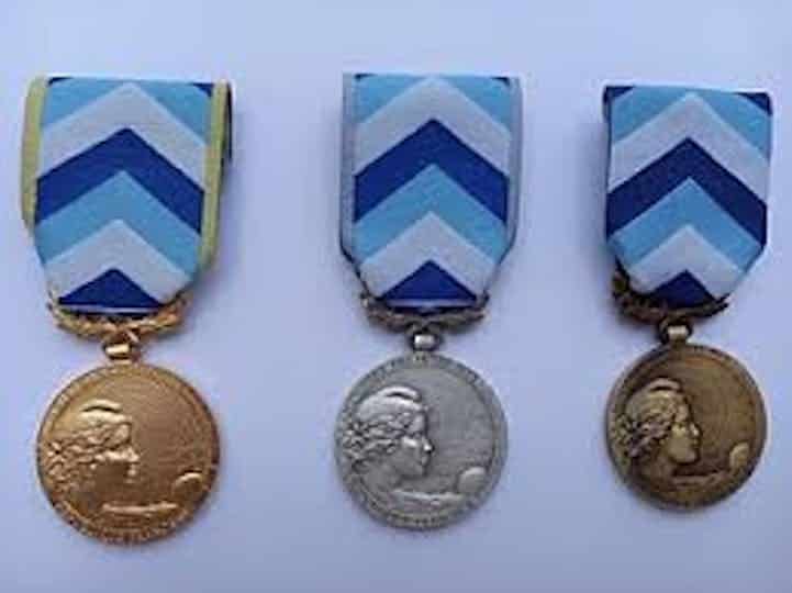 Médaille d’honneur de l’engagement ultramarin pour des officiers généraux et officiers de la Gendarmerie