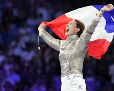 Manon Apithy-Burnet est championne olympique de sabre (photo CNOSF / KMSP)