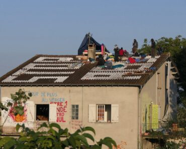 Avant sa destruction, Le "Verger", un lieu-dit situé à Verfeil (Haute-Garonne) à 25 km de Toulouse, était devenu le dernier bastion des opposants à la future autoroute A69. (Photo: Collectif Stop A69 / X)