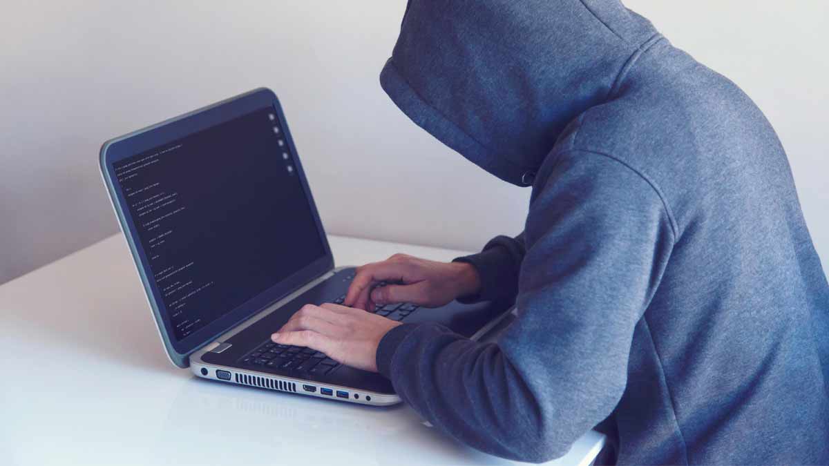 Cyberattaque contre un groupe hospitalier: un ex-responsable informatique interpellé par les gendarmes