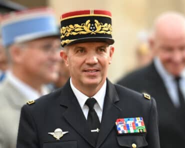 Le général Samuel Dubuis, alors général de corps d'armée à la tête de la région de gendarmerie de Nouvelle-Aquitaine, lors d'une cérémonie aux Invalides. (Photo: L.Picard/L'Essor)