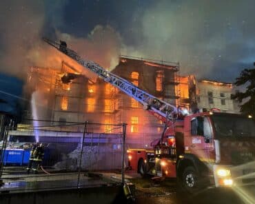 Les bâtiments, détruits par les flammes, devaient accueillir 19 logements pour les gendarmes et leur famille (photo Bruno Lafon marie de Biganos)