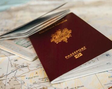 La personnes visée par cette mesure de déchéance de nationalité va devoir rendre son passeport français. (Photo d'illustration: J.Macou/Pixabay)