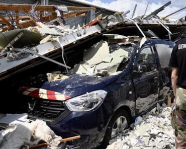 Bien qu'aucun blessé ne soit à déplorer dans ses rangs, la Gendarmerie a elle aussi été durement touchée par le cyclone Chido avec des casernes et des matériels détruits. (Photo: Dicom/Gendarmerie)