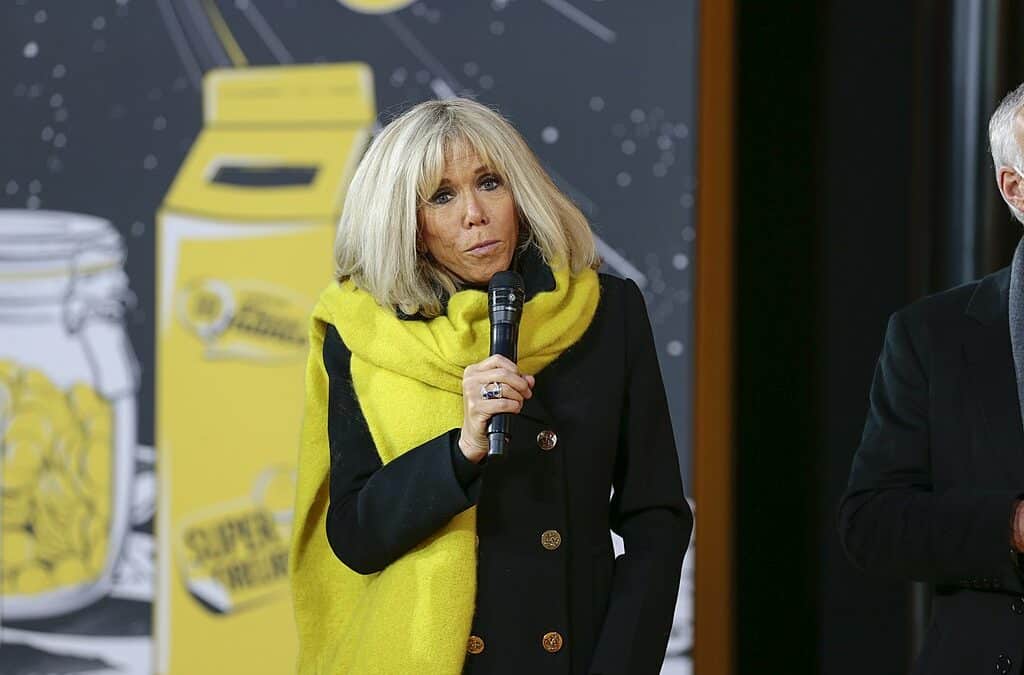 Quatre hommes jugés en 2025 pour avoir cyberharcelé Brigitte Macron