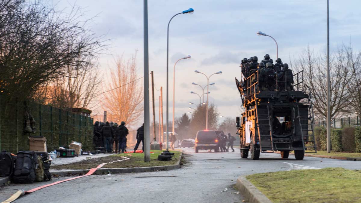 La traque des frères Kouachi après le massacre de Charlie Hebdo (RECIT)