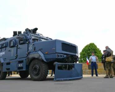 Le VIPG Centaure, baptisé "Stonne 1940" à l'occasion des commémorations des 85 ans de la Bataille de Stonne, le 18 mai 2025. (Photo: L.Picard / L'Essor)
