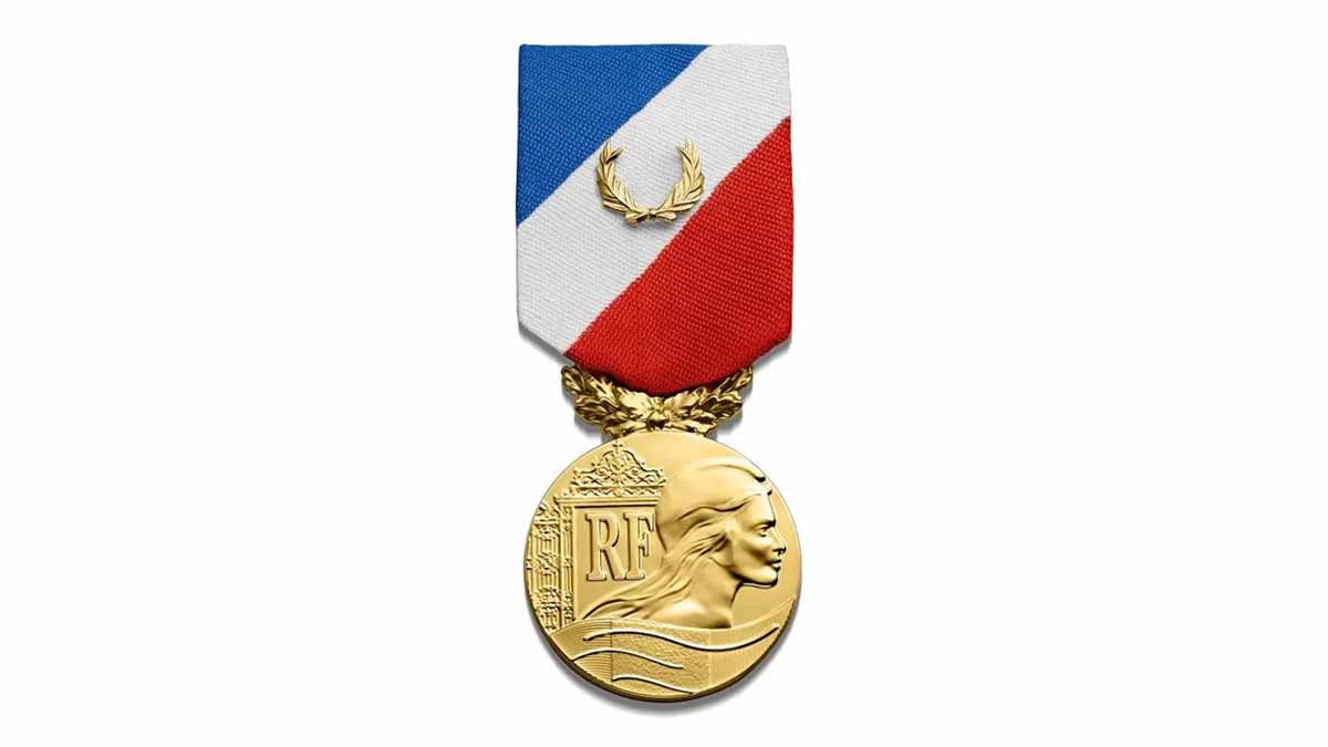 <i class='fa fa-lock' aria-hidden='true'></i> Médaille de la sécurité intérieure à titre posthume pour l’adjudant Plunian <i class='fa fa-lock' aria-hidden='true'></i> Médaille de la sécurité intérieure à titre posthume pour l’adjudant Plunian