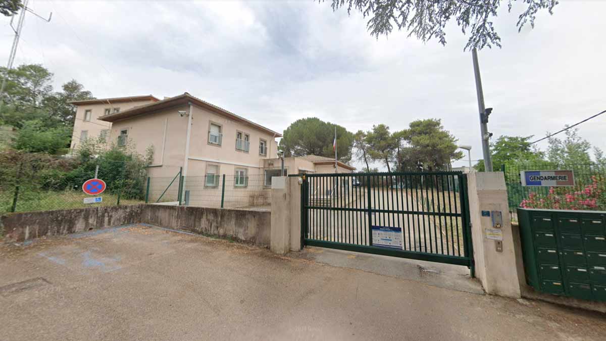 Corse: un impact de balle retrouvé sur la façade d’une gendarmerie Corse: un impact de balle retrouvé sur la façade d’une gendarmerie