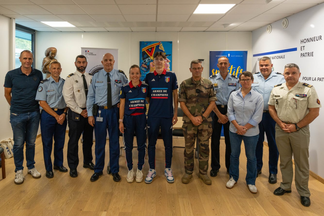 Deux sportifs de haut niveau rejoignent les rangs de la Gendarmerie nationale Deux sportifs de haut niveau rejoignent les rangs de la Gendarmerie nationale