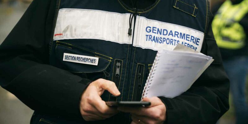 Un enquêteur de la Section de recherches des transports aériens (SRTA). (Photo d'illustration: B.Lapointe/Gendarmerie)