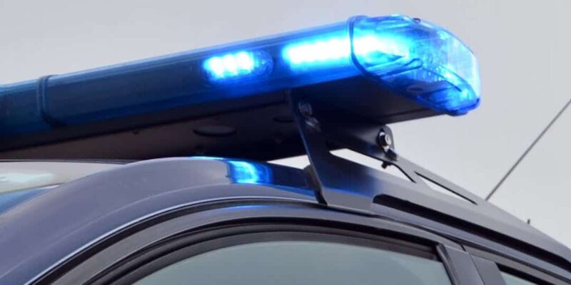 Les gendarmes avaient activé leurs gyrophares avant d'être percutés (Photo: LP/L'Essor)