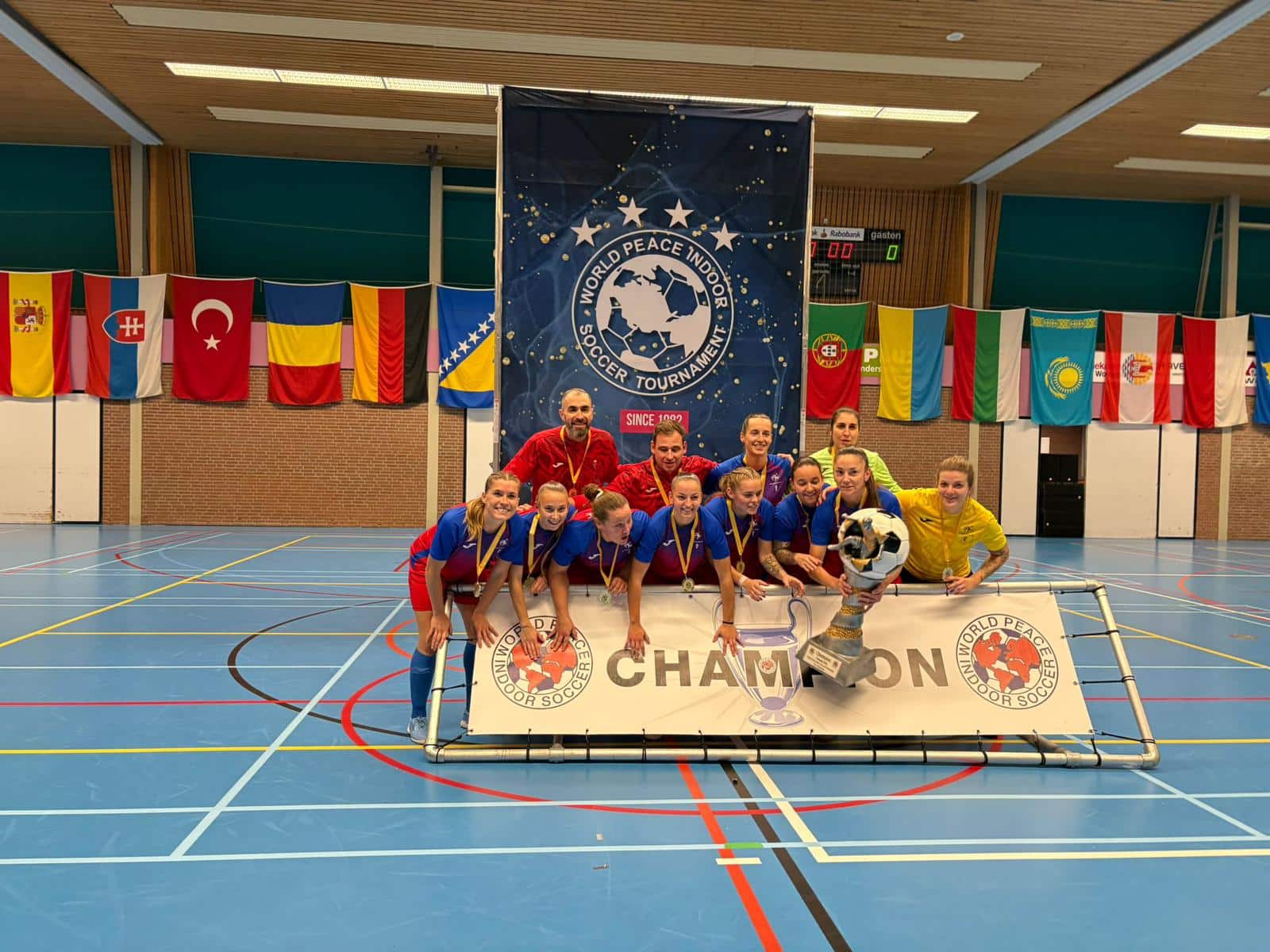 Les gendarmes championnes du monde militaire de futsal Les gendarmes championnes du monde militaire de futsal