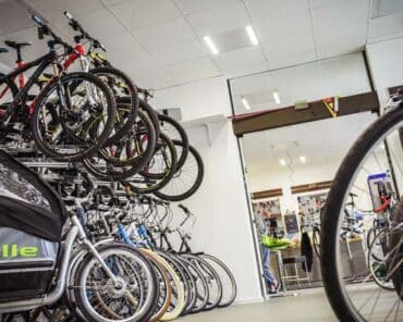 Pour dérober ces vélos haut de gamme dans les magasins spécialisés, les voleurs passaient ... par les toits. (Photo d'illustration: Pexels)