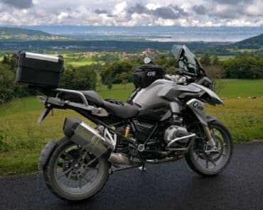 Selon le procureur de Grenoble, ces modèles de motos souffraient d'une faille de sécurité qu'ont exploité les voleurs. (Photo: CC0-public-domaine-picture)