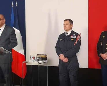 Discours du ministre de l'Intérieur Laurent Nuñez, lors de la cérémonie d'installation du colonel Benoît Villeminoz à la tête du Groupe d'intervention de la Gendarmerie nationale (GIGN), le 12 décembre 2025, à Satory. (Photo: PMG/L'Essor)