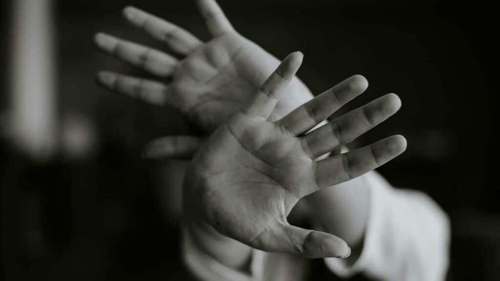 Hors contexte conjugal, les violences familiales enregistrées par les gendarmes et les policiers continuent d'augmenter. (Photo d'illustration: M-T.Elgassier/Unsplash)