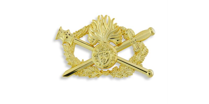 L'insigne du diplôme de qualification supérieure porté par les titulaires du DQS au sein de la Gendarmerie. (Photo: capture catalogue P.Boyé)