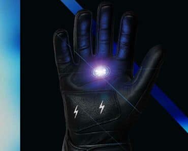 Le gant à impulsion électrique (G.I.E.) "eStunGlove", développé par la société française NetForce, pourrait un jour équiper les forces de sécurité. (Photo: NetForce)
