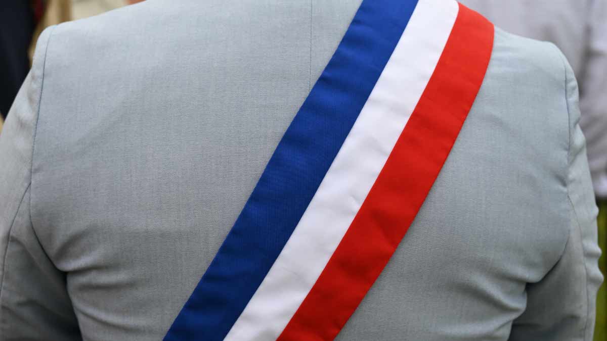 <i class='fa fa-lock' aria-hidden='true'></i> Municipales 2026 : une vingtaine d&rsquo;anciens gendarmes en lice pour le premier tour