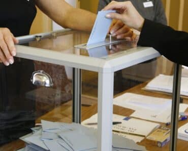 Plus de 49 millions d'électeurs sont appelés aux urnes à l'occasion des élections municipales et communautaires, les 15 et 22 mars 2026. (Photo d'illustration: Rama/WikimediaCommons)