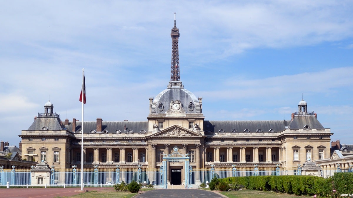 <i class='fa fa-lock' aria-hidden='true'></i> Le Brevet de qualification militaire supérieure pour neuf colonels de la Gendarmerie <i class='fa fa-lock' aria-hidden='true'></i> Le Brevet de qualification militaire supérieure pour neuf colonels de la Gendarmerie