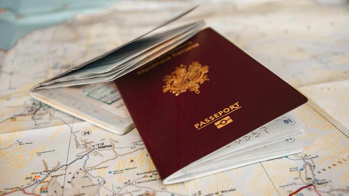 <i class='fa fa-lock' aria-hidden='true'></i> Deux djihadistes déchus de leur nationalité française