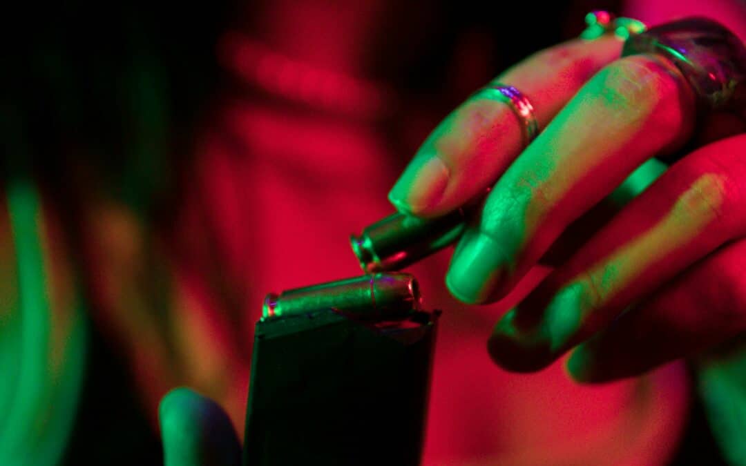 La criminalité change de visage : les femmes et les adolescents au service du crime