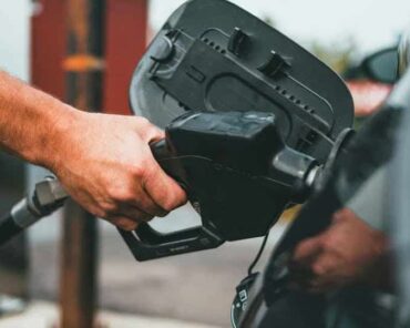 La Gendarmerie est confrontée à la flambée des prix du carburant (Photo d'illustration: E.Mcclean/Unsplash)