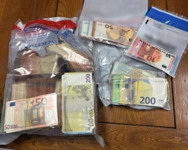Argent liquide saisi en mai 2026 dans une affaire de fraude sociale dans le val d'Oise dans le secteur du BTP. (Photo: Gendarmerie)
