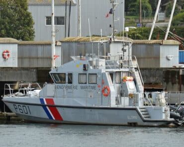 En remplacement des vedettes côtières de surveillance maritime (VCSM) de classe Elorn, en service depuis le début des années 2000, la Gendarmerie maritime recevra prochainement 24 nouvelles VCSMde nouvelle génération. (Photo d'illustration: Julien1978/WikimediaCommons)