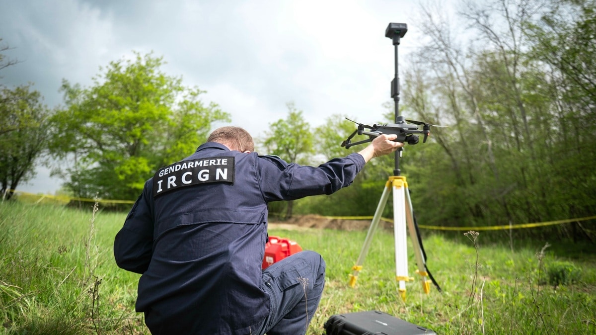 Ossements retrouvés dans le Tarn : plus de 100 gendarmes engagés pour retrouver le corps de Delphine Jubillar Ossements retrouvés dans le Tarn : plus de 100 gendarmes engagés pour retrouver le corps de Delphine Jubillar